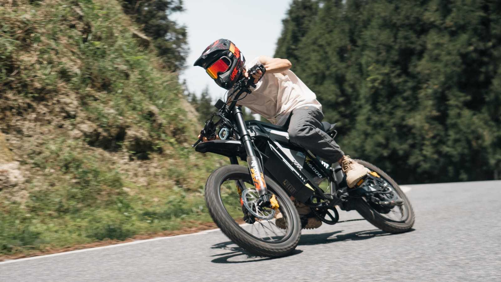 Coswheel R6000 17