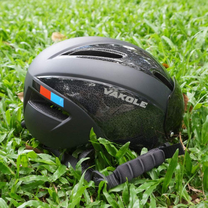 Vakole Integral geformter Fahrradhelm mit magnetischer Schutzbrille – Buybestgear